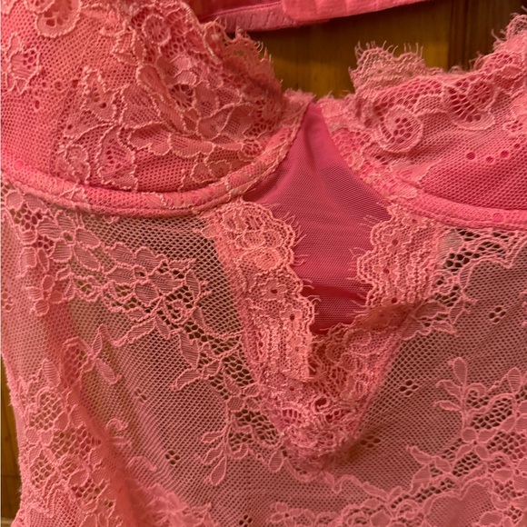 Lovers and friends Arielle bodysuit in rose - Picture 7 of 8